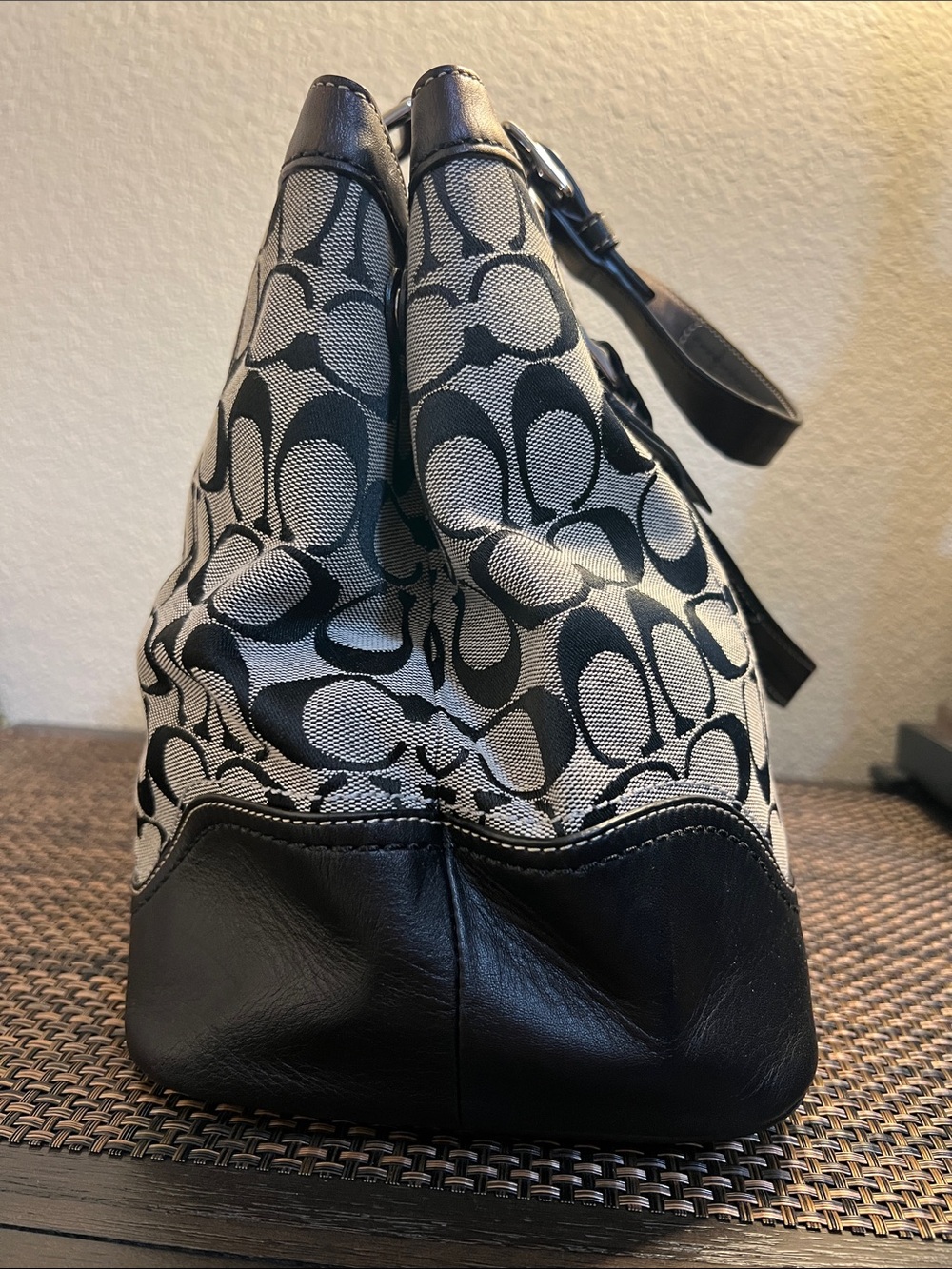 Coach Black and Gray Signature Buckle Tote - Picture 4 of 11